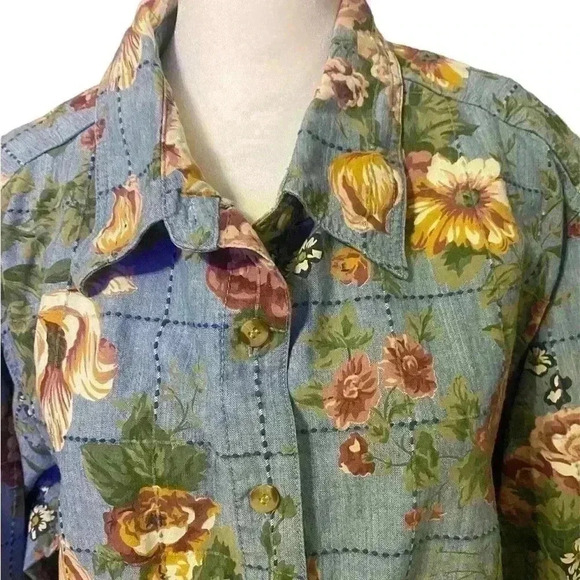 Lemon Grass Woman floral design button down with a quilted look long sleeves 22W - Picture 3 of 6